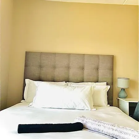 The Cozy Retreat, 2-Bedroom Apartment In Parklands, Cape Town Exterior photo