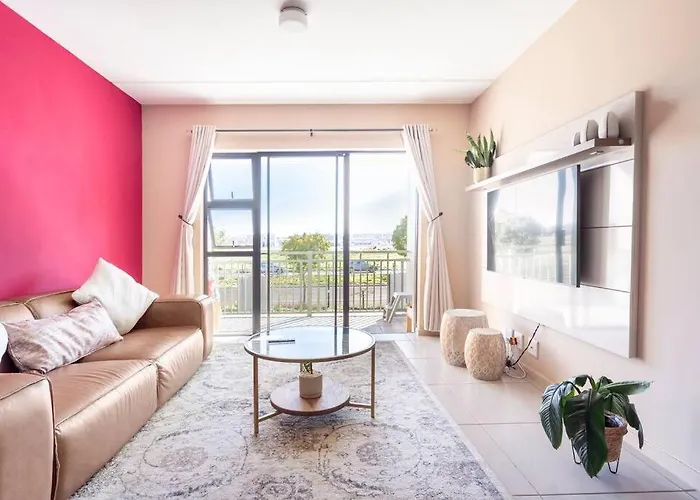 The Cozy Retreat, 2-Bedroom Apartment In Parklands, Cape Town