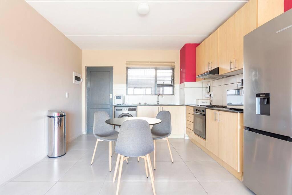Apartamento The Cozy Retreat, 2-bedroom In Parklands, *